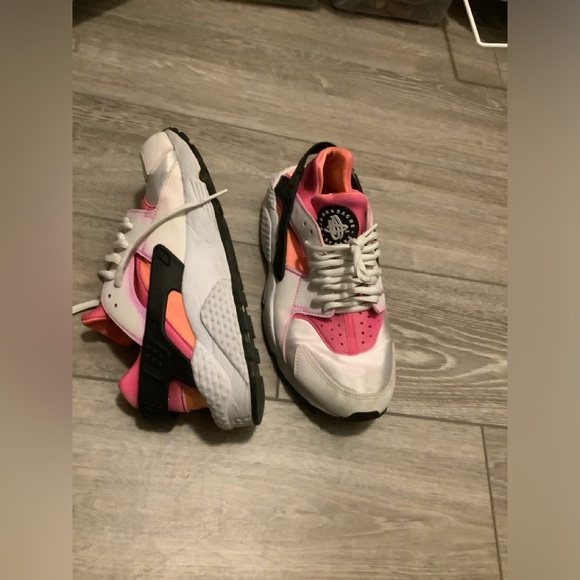 Nike huaraches women’s 8 - Picture 5 of 6